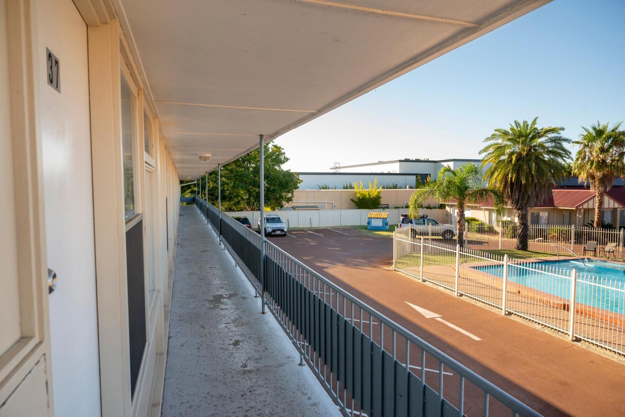Bunbury Motel And Apartments מראה חיצוני תמונה