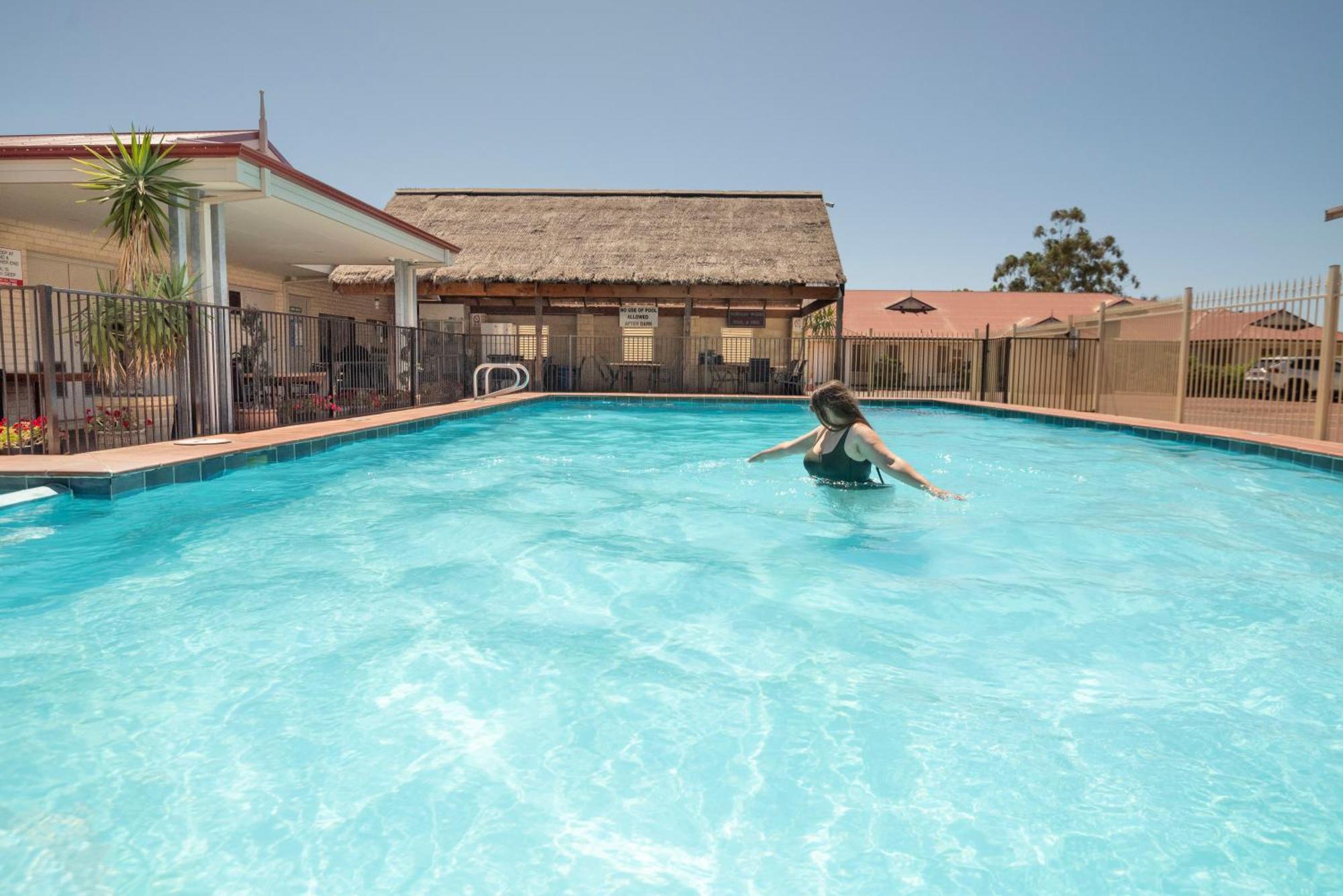 Bunbury Motel And Apartments מראה חיצוני תמונה