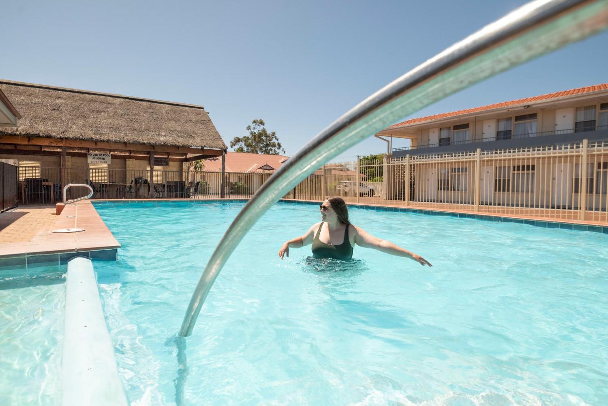Bunbury Motel And Apartments מראה חיצוני תמונה