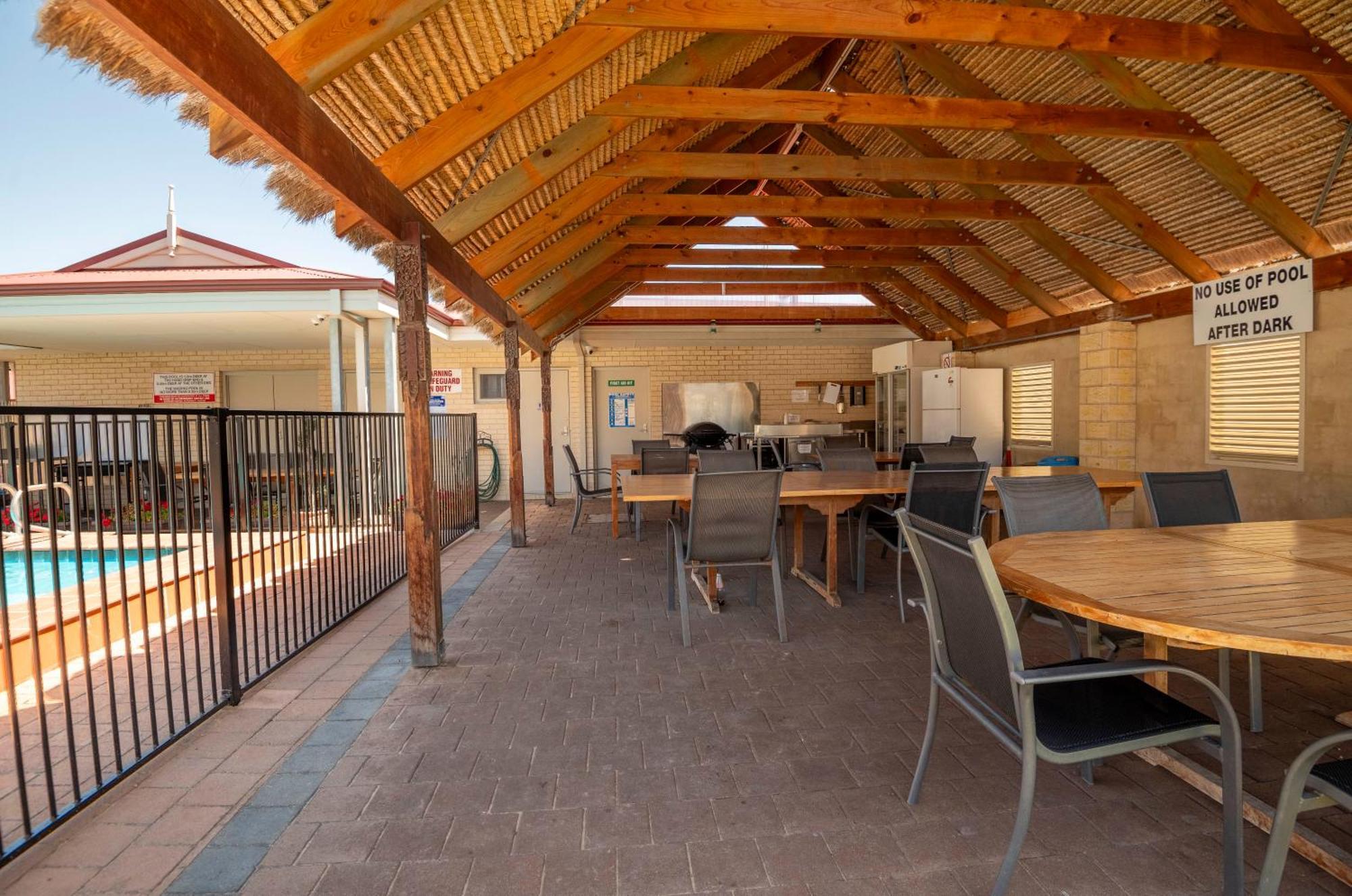 Bunbury Motel And Apartments מראה חיצוני תמונה