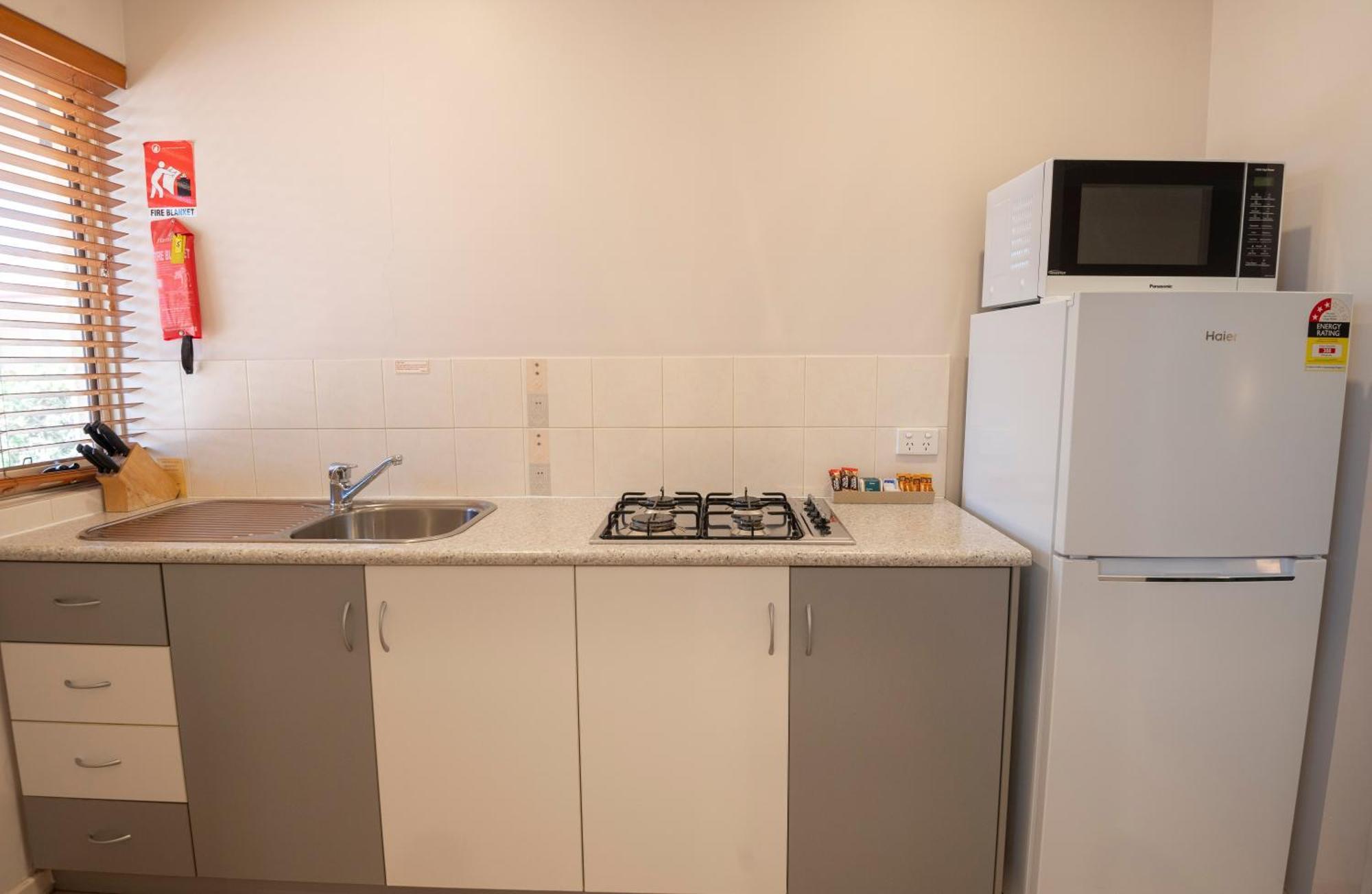 Bunbury Motel And Apartments מראה חיצוני תמונה